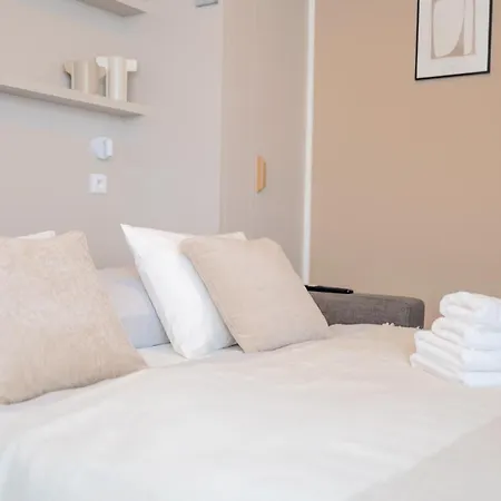 Apartamento Bright 2br - 5th Floor, Balcony, Free Parking By Gravity *
