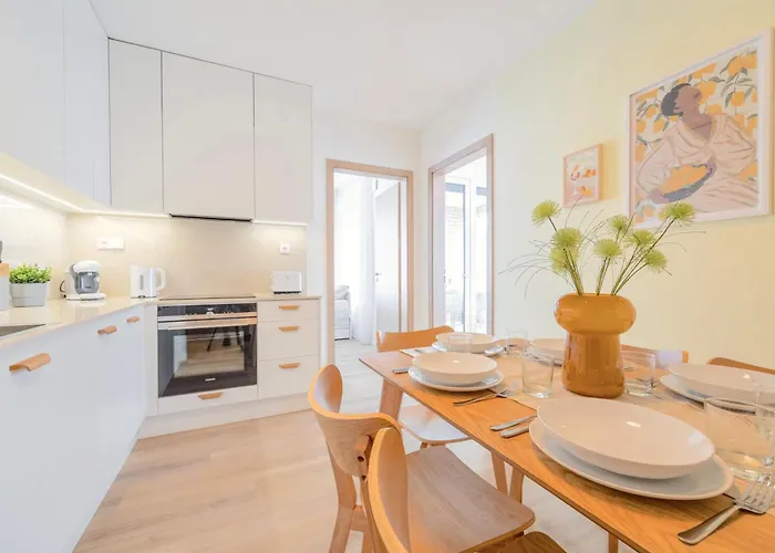 شقة Bright 2br - 5th Floor, Balcony, Free Parking By Gravity