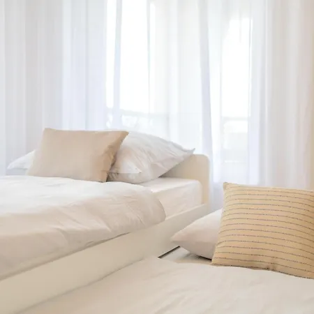 شقة Bright 2br - 5th Floor, Balcony, Free Parking By Gravity *